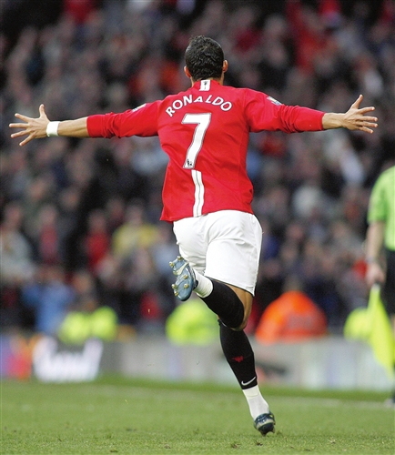 借助这一背 借助这一背